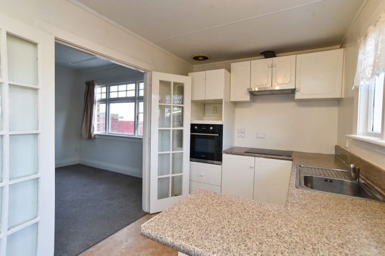 Photo of property in 168 Macandrew Road, South Dunedin, Dunedin, 9012