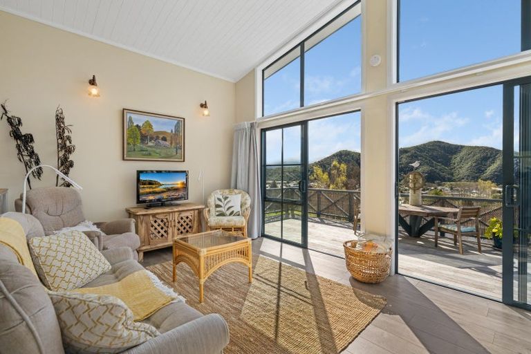 Photo of property in 45 Boons Valley Road, Waikawa, Picton, 7220