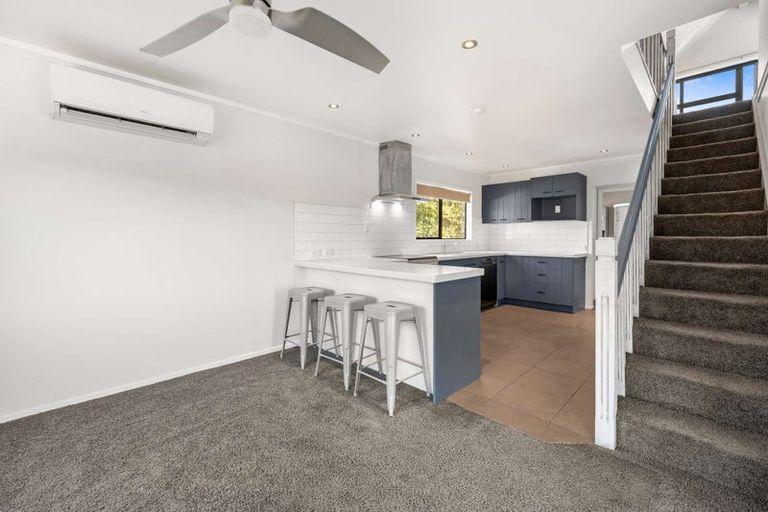 Photo of property in 50c Robinson Avenue, Holdens Bay, Rotorua, 3010