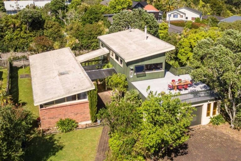 Photo of property in 78 Aberdeen Road, Campbells Bay, Auckland, 0620