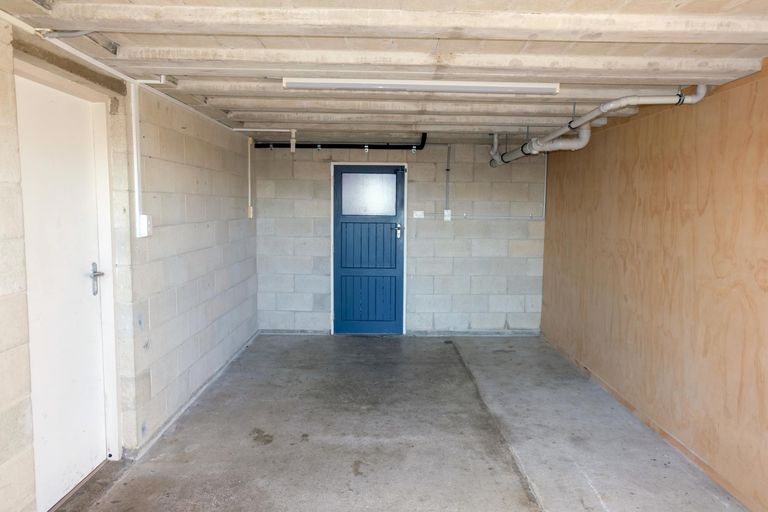 Photo of property in 21 Tamar Street, South Hill, Oamaru, 9400