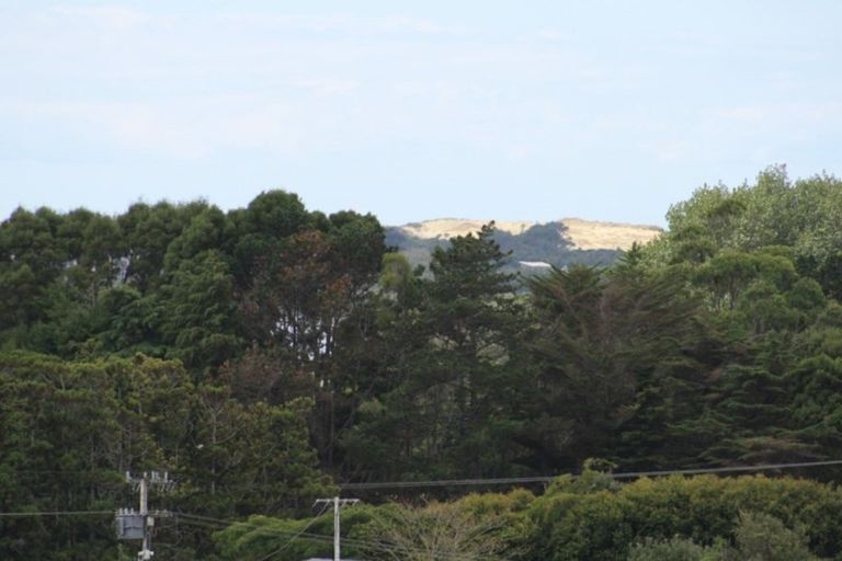 Photo of property in 10 Kuaka Crescent, Mangawhai, 0505