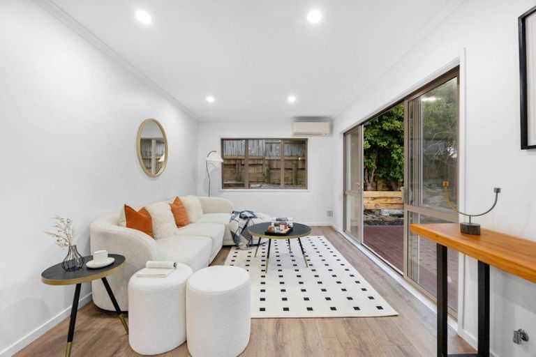 Photo of property in 124 Kyle Road, Greenhithe, Auckland, 0632