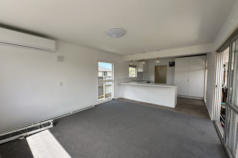 Photo of property in 44 Barnes Road, Redwood, Christchurch, 8051