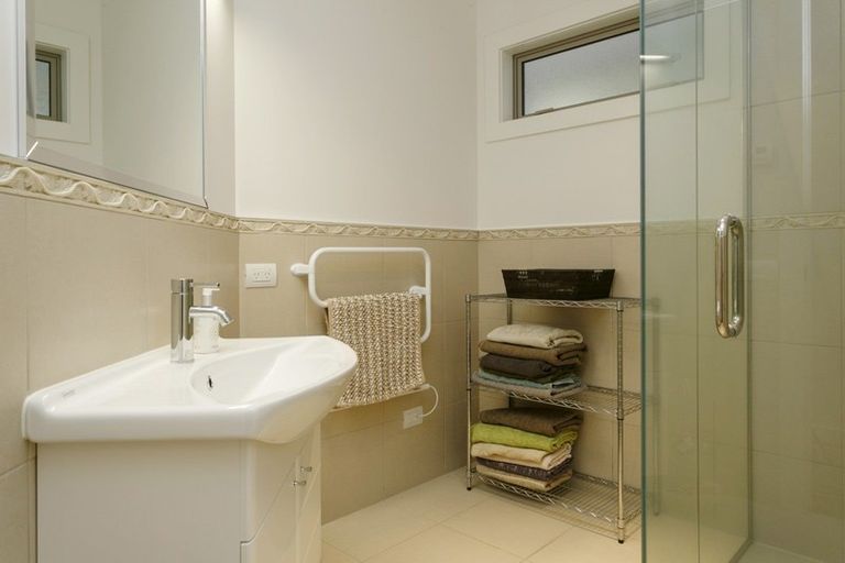 Photo of property in 1/13 Scenic Heights, Acacia Bay, Taupo, 3330