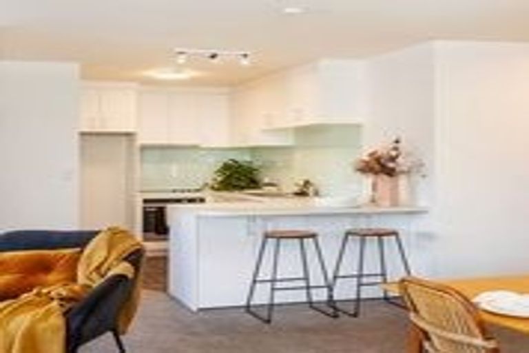 Photo of property in Norfolk Apartments, 7 Ramsgate Terrace, Mairangi Bay, Auckland, 0630