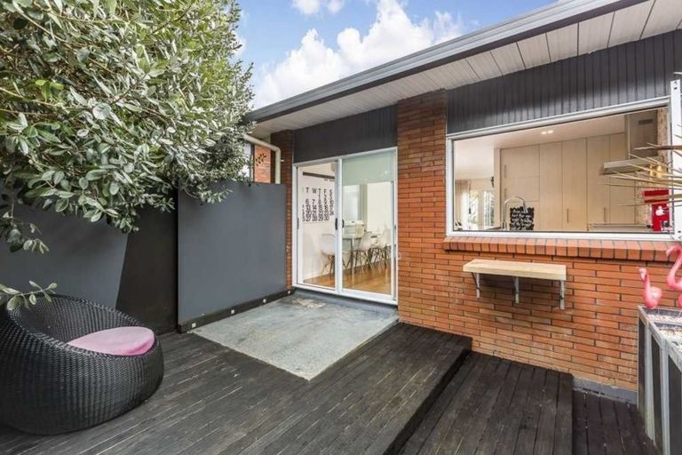 Photo of property in 2/14 Rangitira Avenue, Takapuna, Auckland, 0622