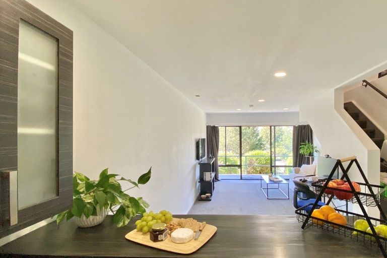 Photo of property in Goldridge Apartments, 19/43 Goldridge Way, Queenstown, 9300