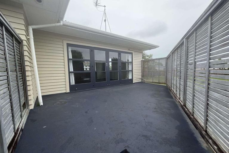 Photo of property in 11 George Street, Levin, 5510