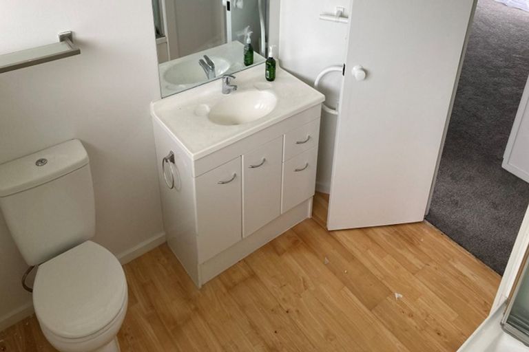 Photo of property in 33 Crawshaw Drive, Nawton, Hamilton, 3200