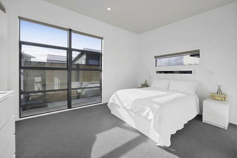 Photo of property in 70a Argyle Street, Hawera, 4610
