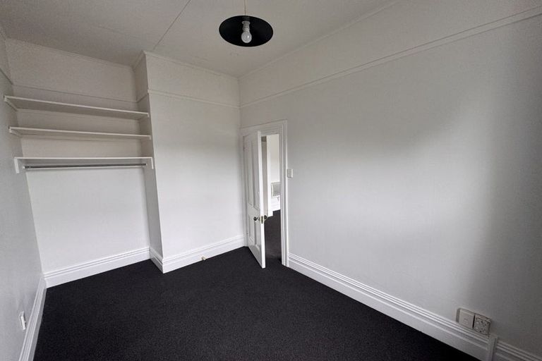Photo of property in 2a Russell Terrace, Newtown, Wellington, 6021