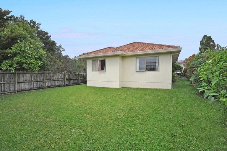 Photo of property in 99 Pooks Road, Ranui, Auckland, 0612
