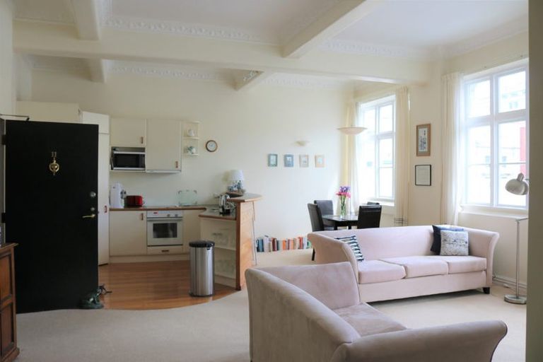 Photo of property in 11/60 Courtenay Place, Te Aro, Wellington, 6011