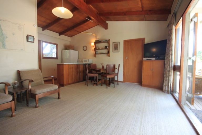 Photo of property in 24 Lowe Park Lane, Pauanui, Hikuai, 3579