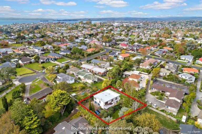 Photo of property in 10 Pine Terrace, Howick, Auckland, 2014