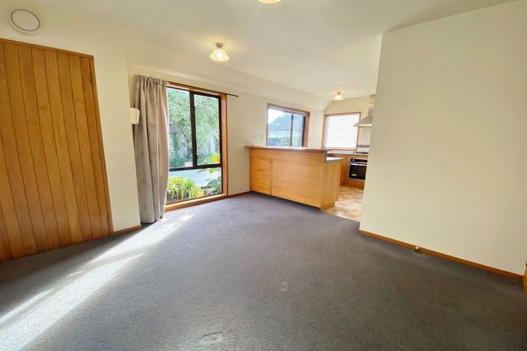 Photo of property in 2/46 Weston Road, St Albans, Christchurch, 8052