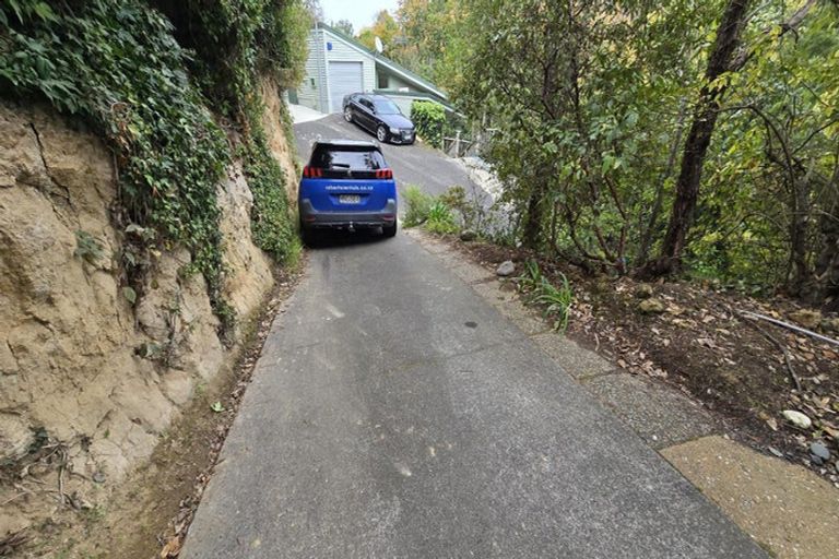 Photo of property in 27 Burns Road, Hospital Hill, Napier, 4110