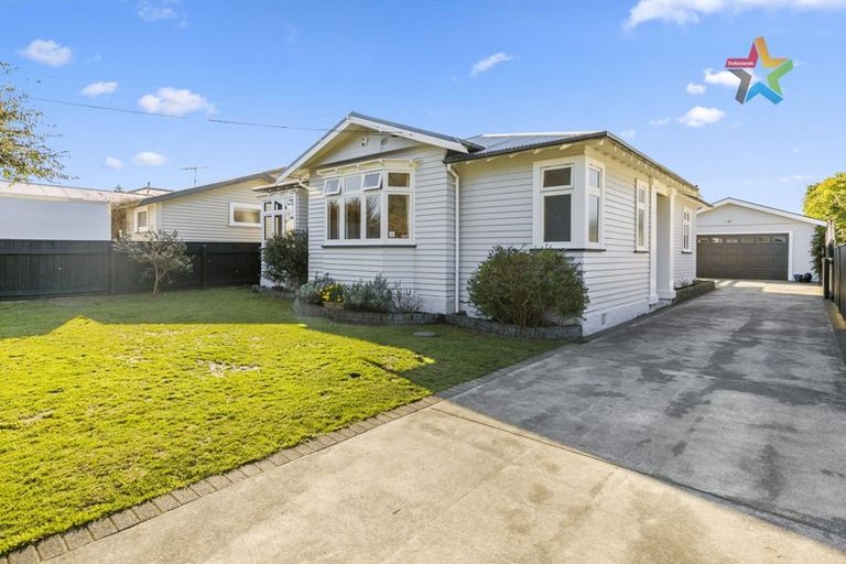 Photo of property in 17 Burnside Street, Waterloo, Lower Hutt, 5011