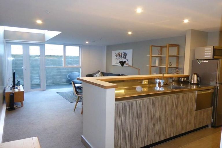 Photo of property in Canvas Apartments, 6/307 Willis Street, Te Aro, Wellington, 6011