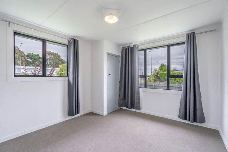 Photo of property in 1 Lyon Street, Glengarry, Invercargill, 9810