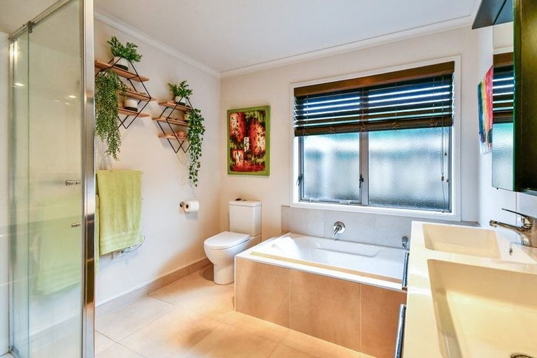 Photo of property in 7 Patu Way, Patumahoe, Pukekohe, 2679