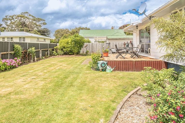 Photo of property in 181a Bridge Street, Bulls, 4818