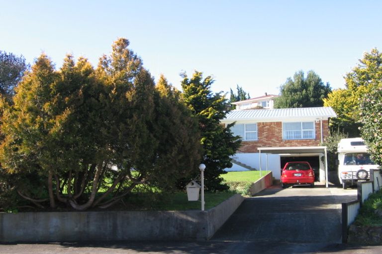 Photo of property in 12 Westney Place, Forest Lake, Hamilton, 3200