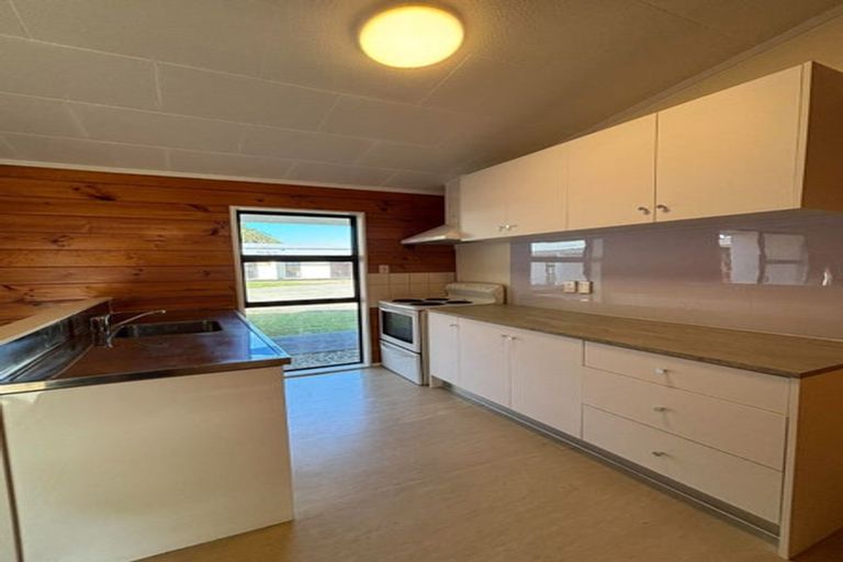 Photo of property in 2/163a Commerce Street, Whakatane, 3120