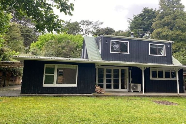 Photo of property in 6 Phillips Road, Dome Forest, Warkworth, 0981