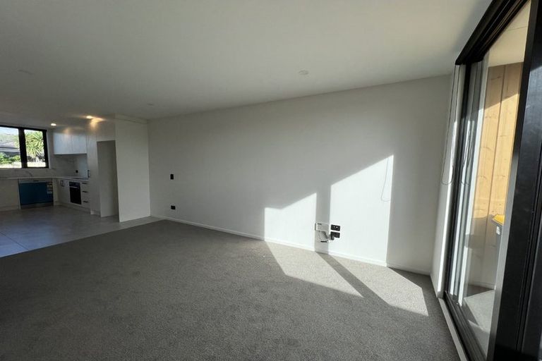 Photo of property in 2/18 Rutherford Street, Woolston, Christchurch, 8023