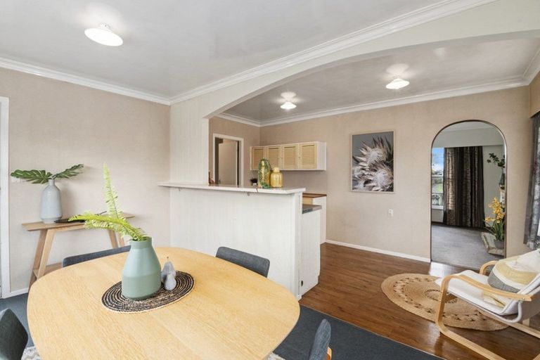 Photo of property in 6 Ross Street, Levin, 5510