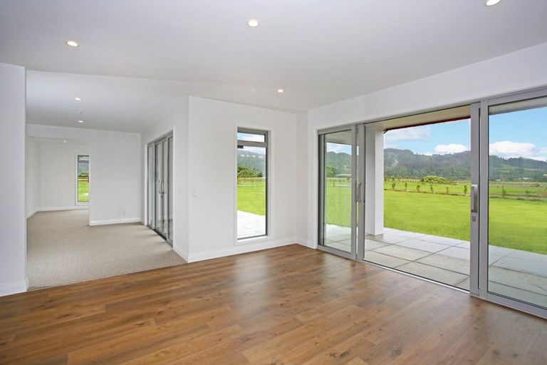 Photo of property in 5 Riverside Way, Amberley, 7410