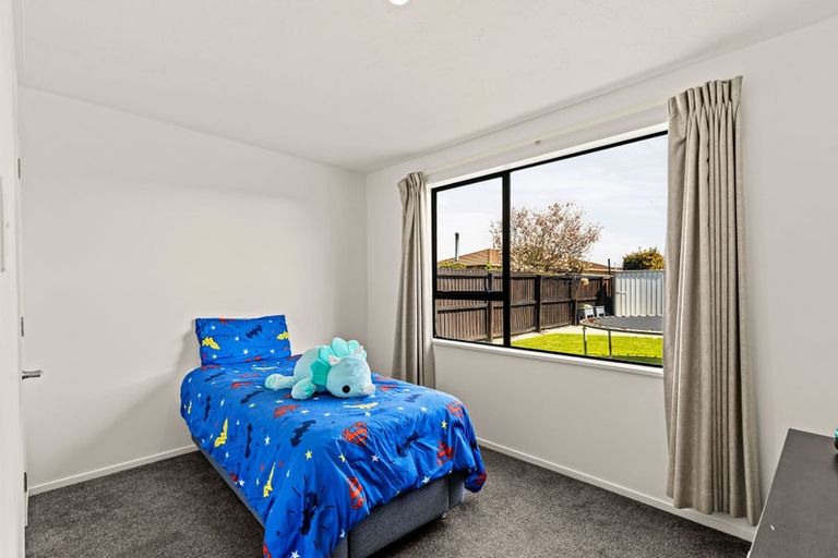 Photo of property in 44 Reginald Street, Burwood, Christchurch, 8083