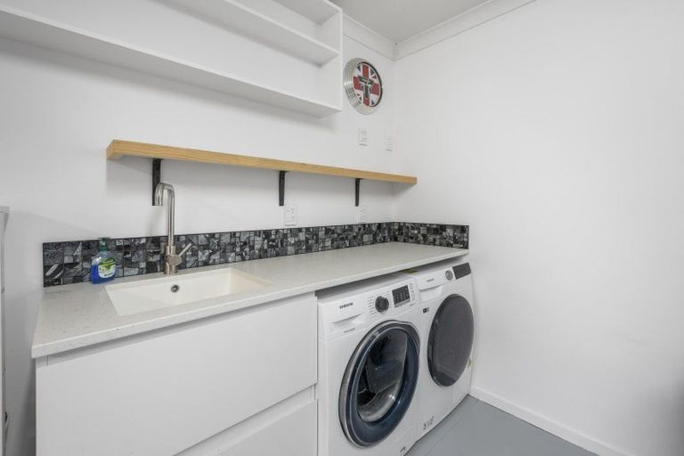 Photo of property in 55 Palmbrook Avenue, Havelock North, 4130