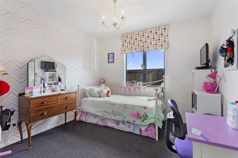 Photo of property in 12 Ruru Place, Oxford, 7430