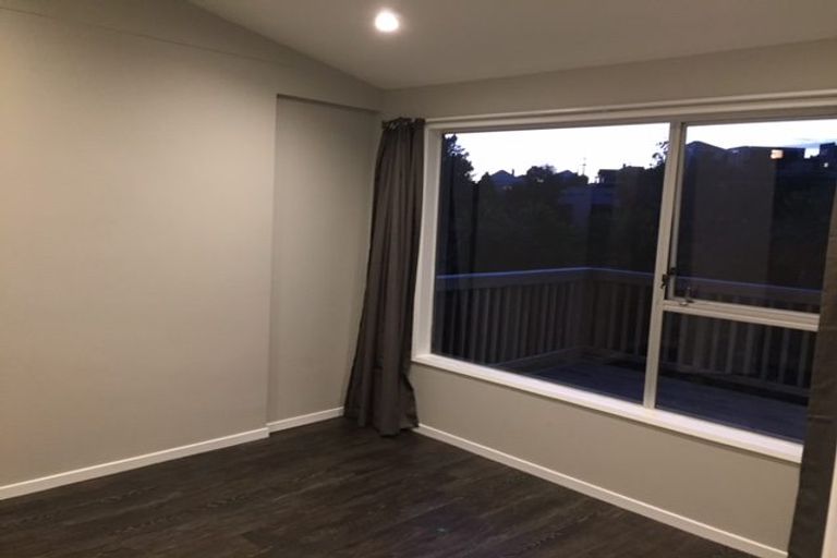 Photo of property in 1/35 Belmont Terrace, Milford, Auckland, 0620