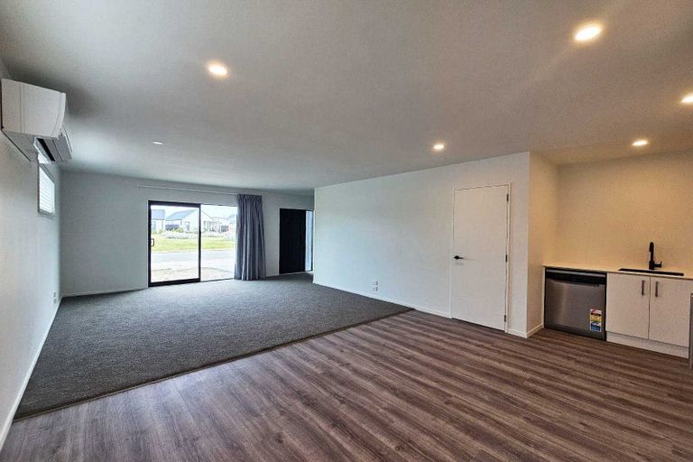 Photo of property in 10 Nevermore Place, Halswell, Christchurch, 8025