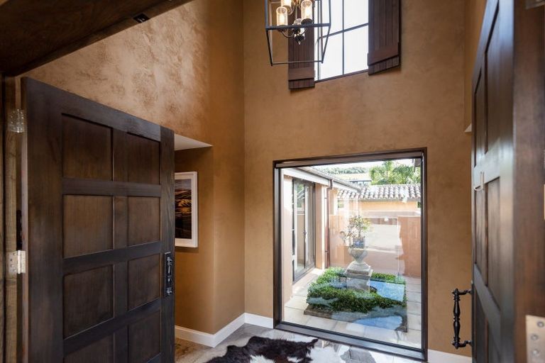 Photo of property in 38 Brownhill Road, Whitford, Manurewa, 2576