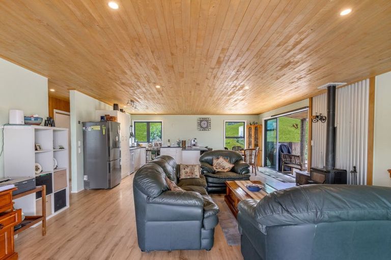 Photo of property in 135 Bensemann Road, Upper Moutere, 7175