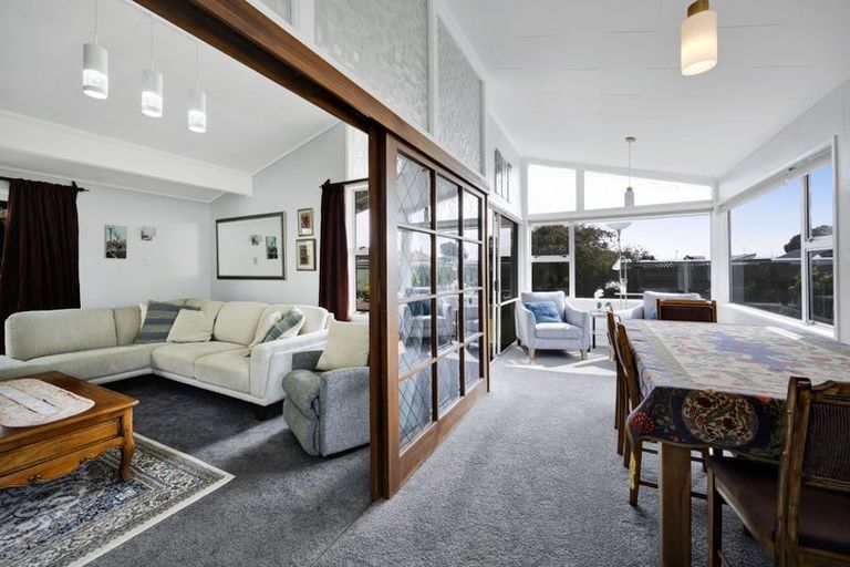 Photo of property in 30a Disraeli Street, Hawera, 4610
