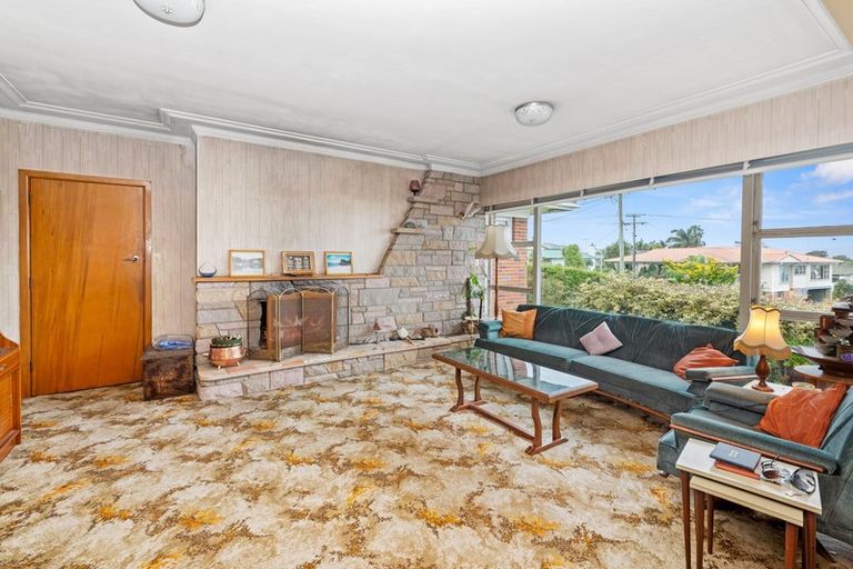 Photo of property in 60 Jaemont Avenue, Te Atatu South, Auckland, 0610