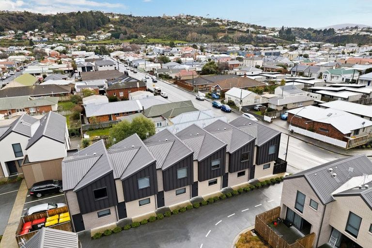 Photo of property in 4 Dallas Lane, Caversham, Dunedin, 9012