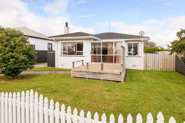 Photo of property in 1 Montagu Street, Feilding, 4702