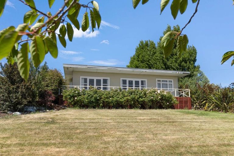 Photo of property in 17 Oxford Street, Waikari, 7420