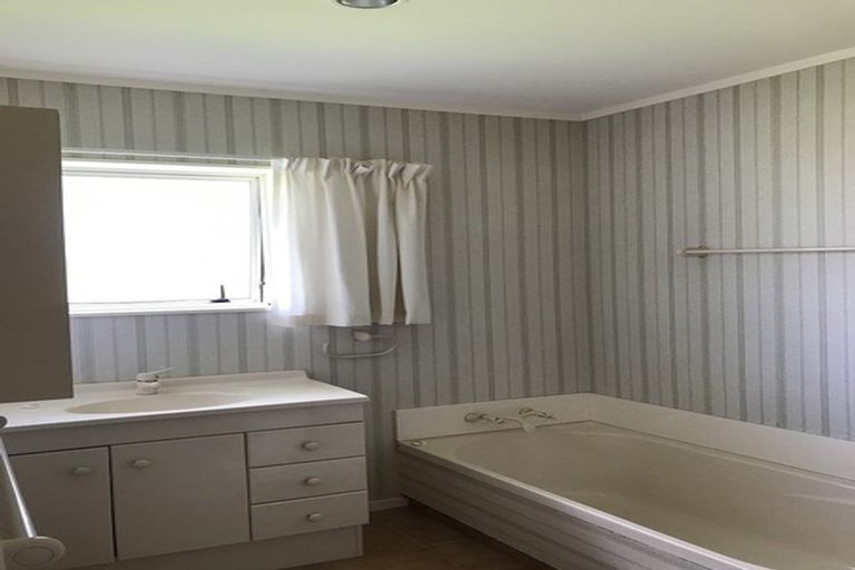 Photo of property in 2g Cedar Drive, Paraparaumu Beach, Paraparaumu, 5032