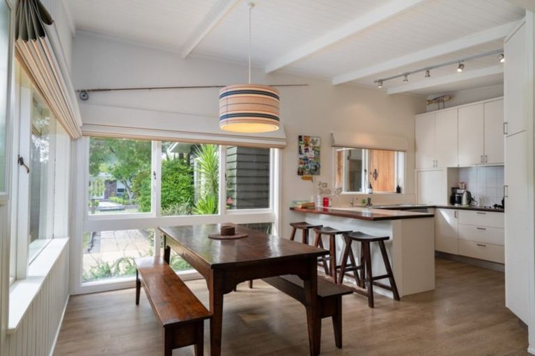 Photo of property in 21 Oregon Drive, Rainbow Point, Taupo, 3330