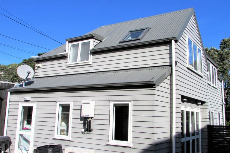 Photo of property in 51a Calcutta Street, Khandallah, Wellington, 6035