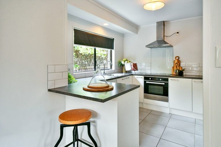 Photo of property in 1/33 Onslow Road, Papakura, 2110