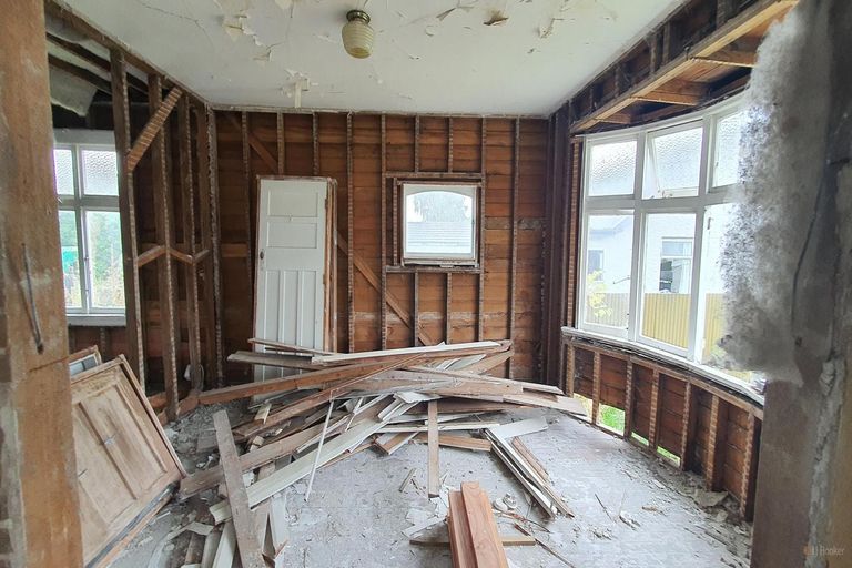 Photo of property in 18 Edward Street, Waimate, 7924